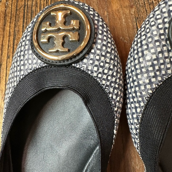 Tory Burch Black and White Patterned Flats - Picture 5 of 5
